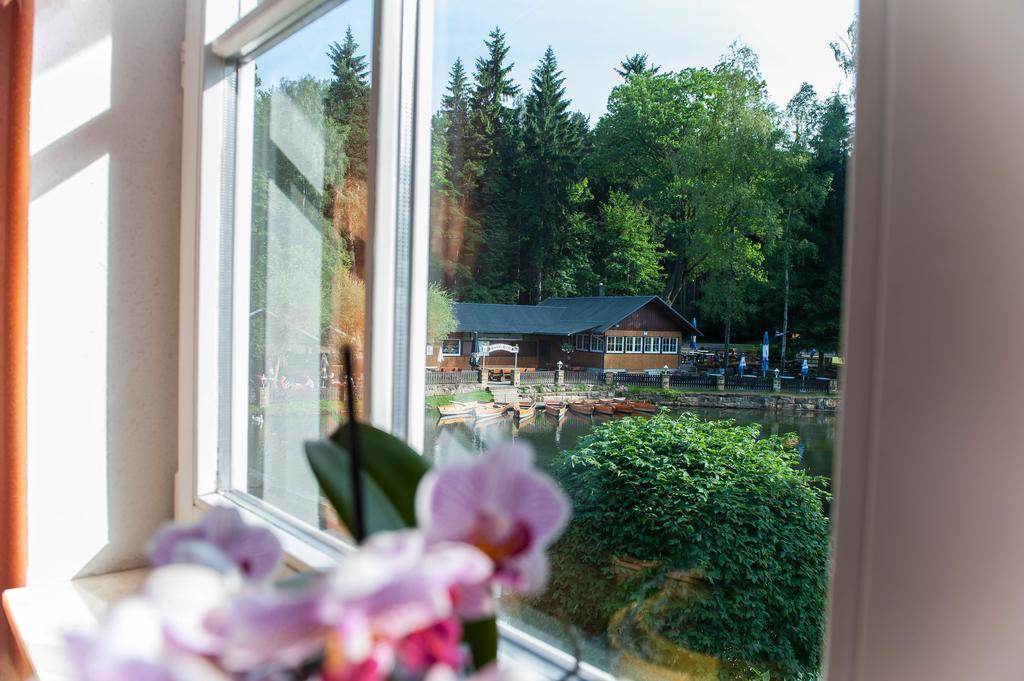Hotel Gondelfahrt Kurort Jonsdorf Bagian luar foto
